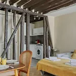 Appartement Typical & Charming Flat Near St Germain - Mid-term