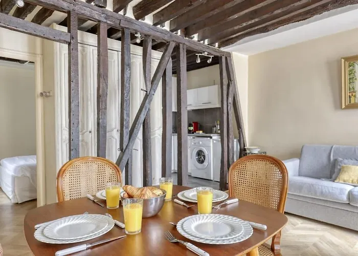 Typical & Charming Flat Near St Germain - Mid-term Apartamento *