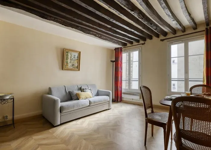 Typical & Charming Flat Near St Germain - Mid-term *